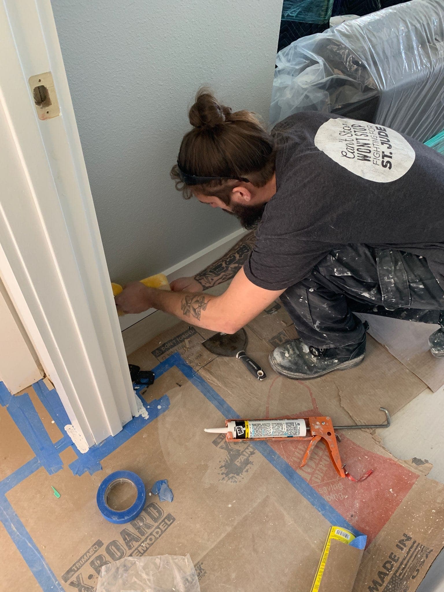Baseboard caulk detail